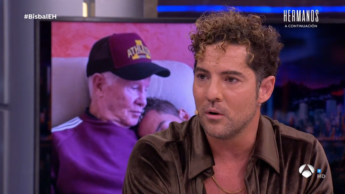 David Bisbal en el plató de El Hormiguero recordando a su padre.
