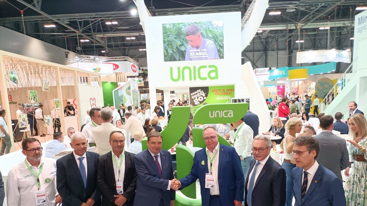 El ministro de Agricultura, Luis Planas, ha sido una de las muchas personalidades que han felicitado a UNICA.