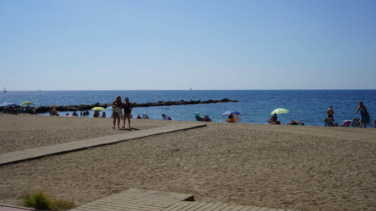 Imagen tomada en la playa de la capital a final del mes de septiembre,