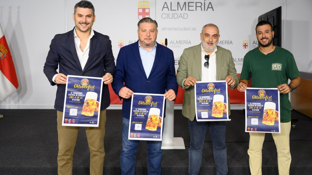 Presentación del Oktoberfest 2023 en Almería.