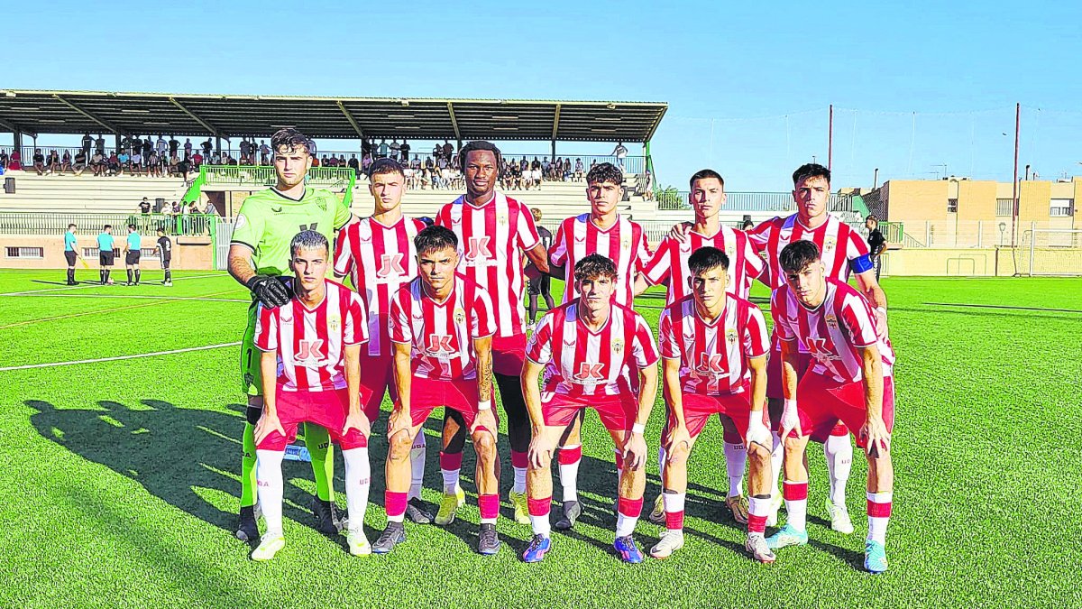 El once del Almería que se midió al Calavera en Huércal.