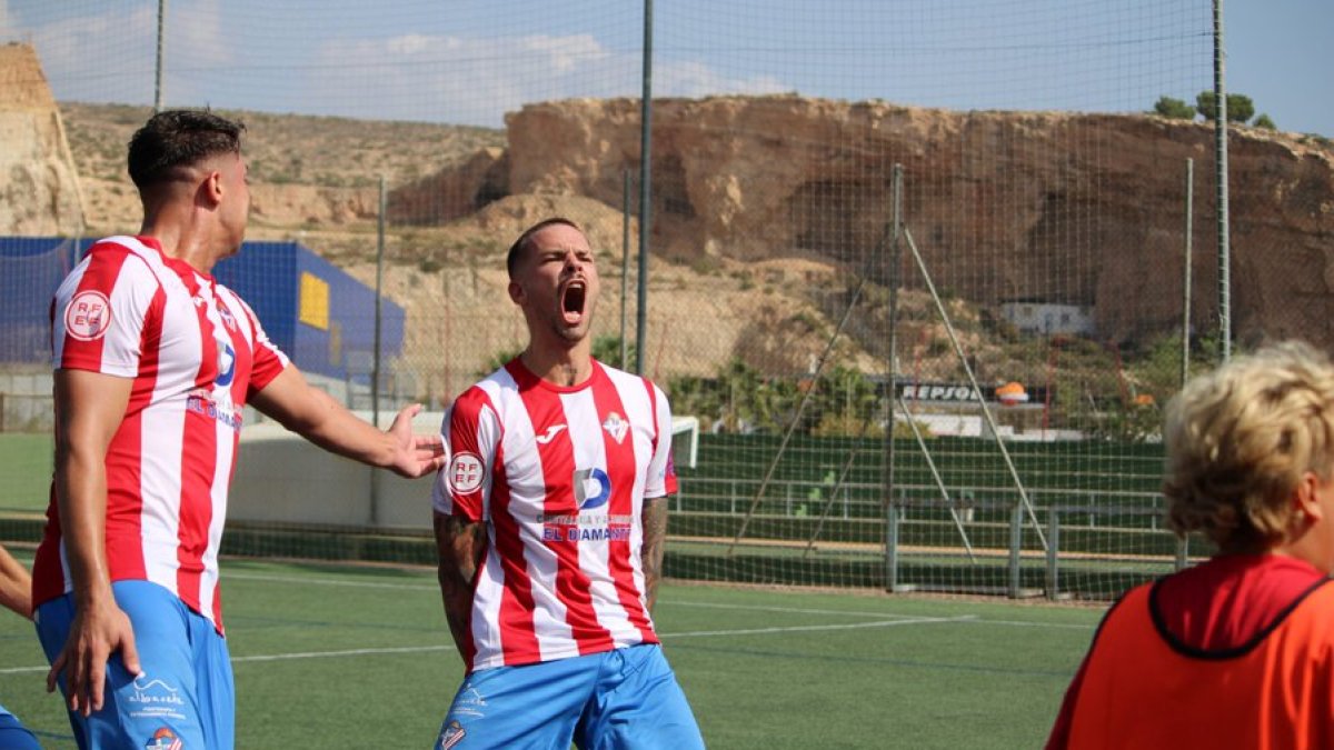 Poli Almería 2-0 Poli El Ejido.
