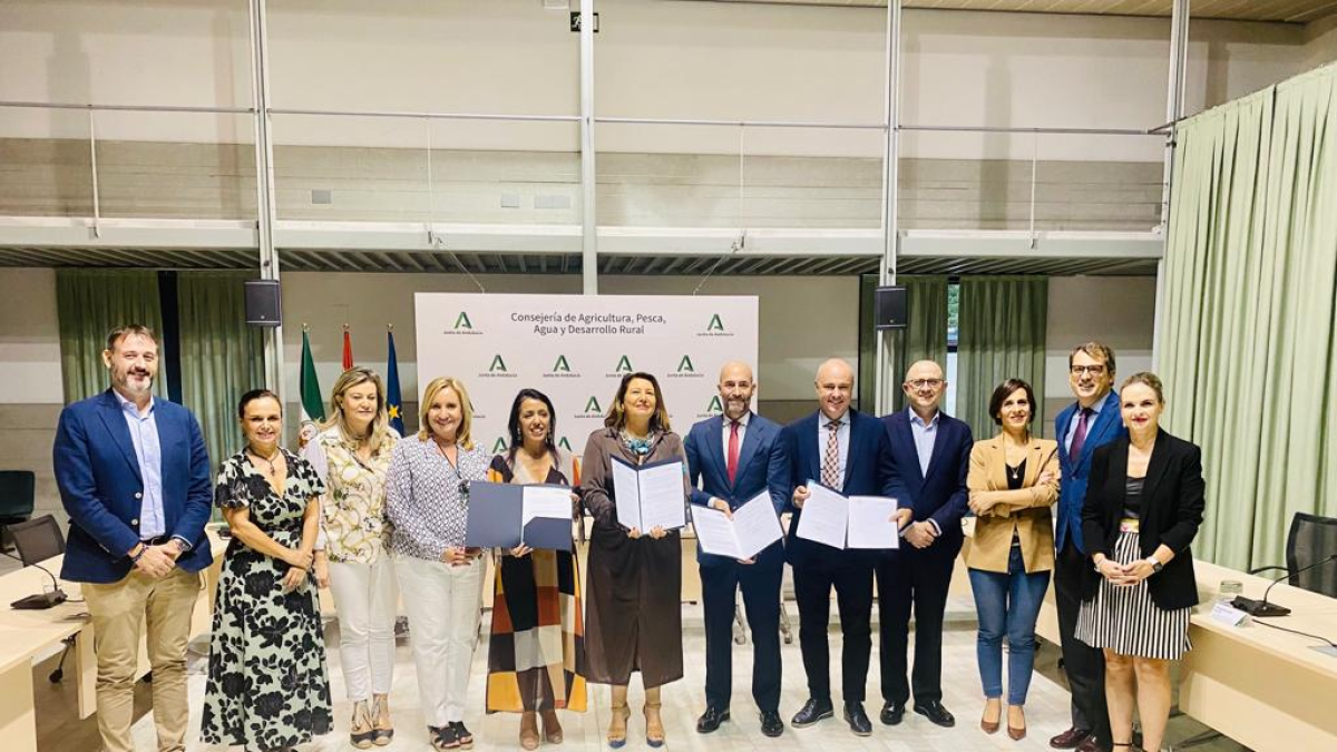 La Consejería de Agricultura renueva el convenio para promocionar los productos de calidad andaluces y la marca ‘Gusto del Sur’