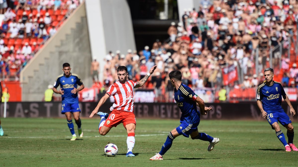 La afición espera mucho de Embarba.