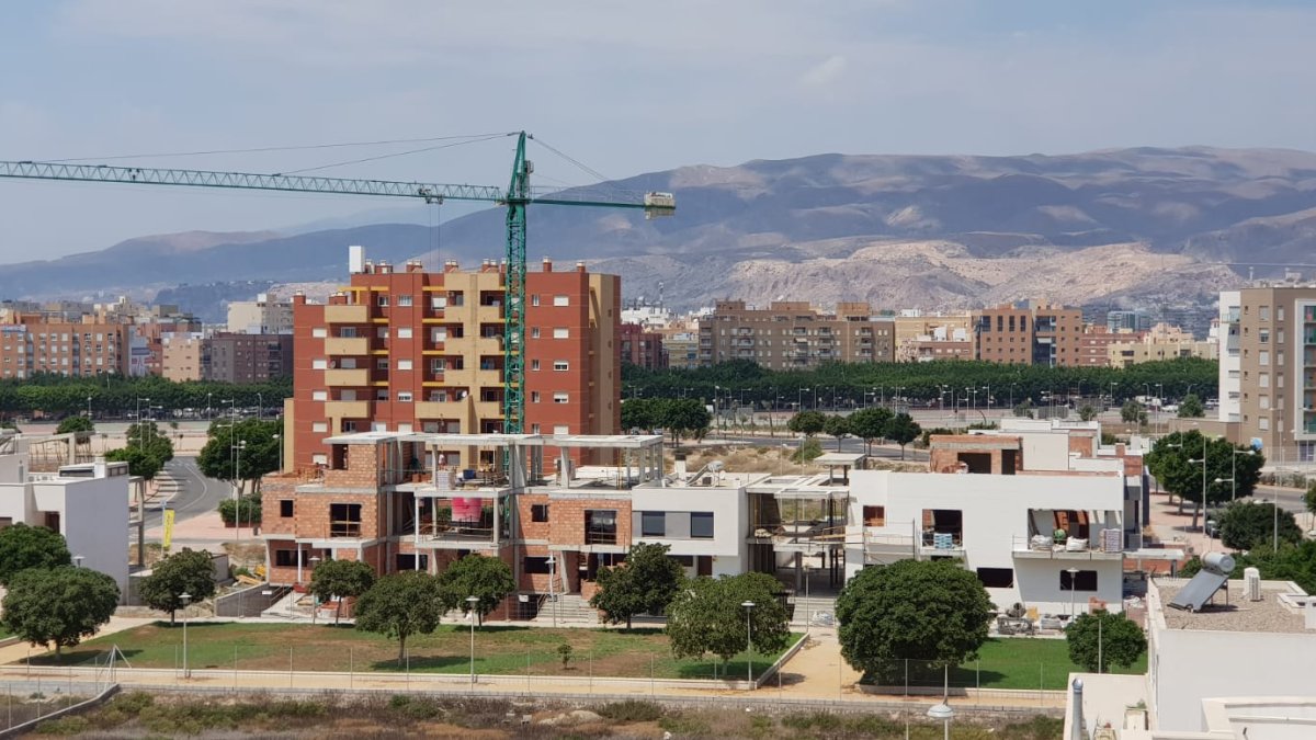 Construcción de viviendas en la Vega de Almería.