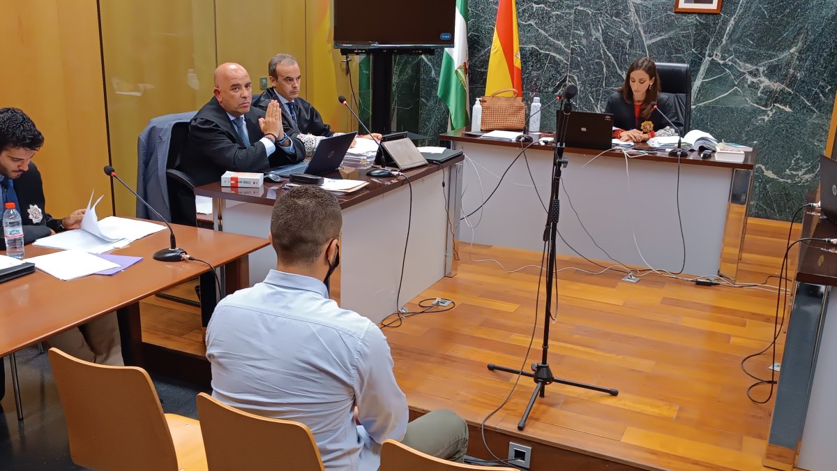 F.M.S. en la vista celebrada esta mañana en el Juzgado de lo Penal 3 de Almería.