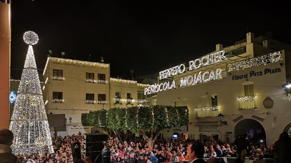 Iluminación de Mojácar en 2022.
