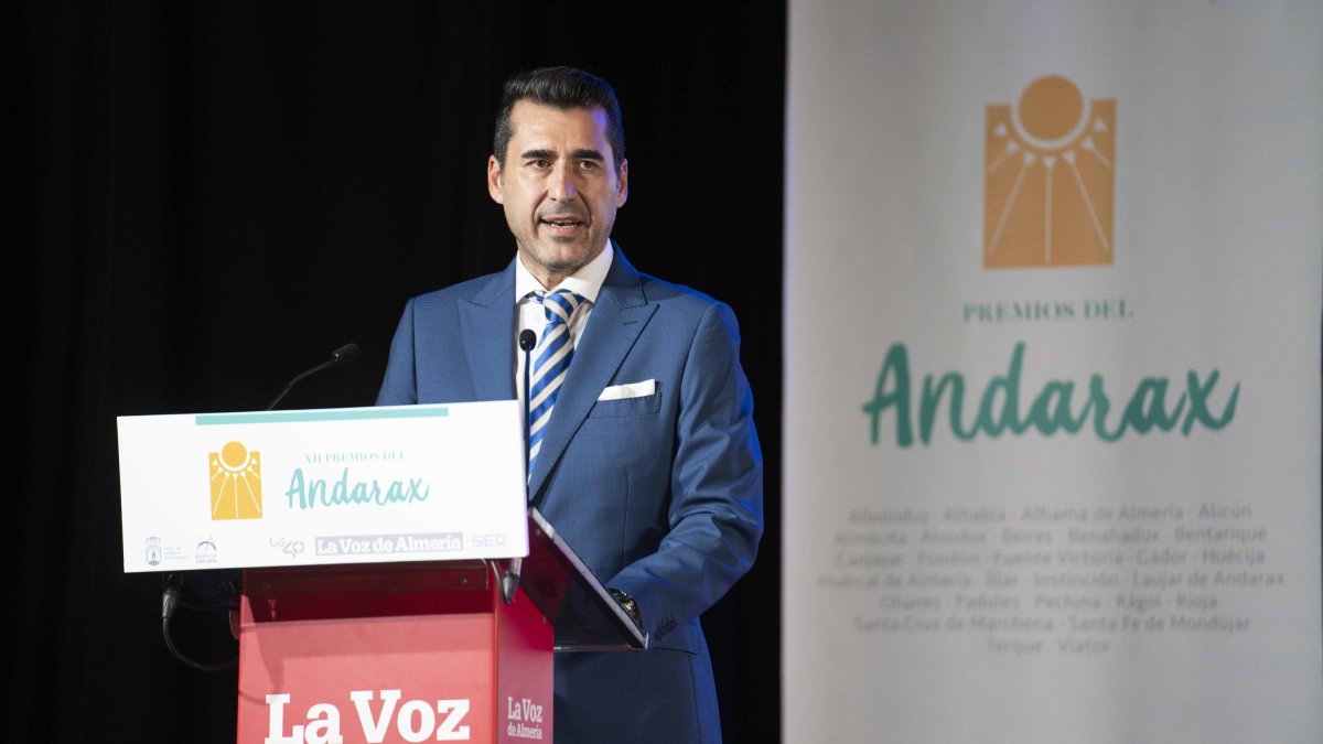 Leopoldo Sánchez, propietario de la Farmacia Santa Fe de Mondújar.