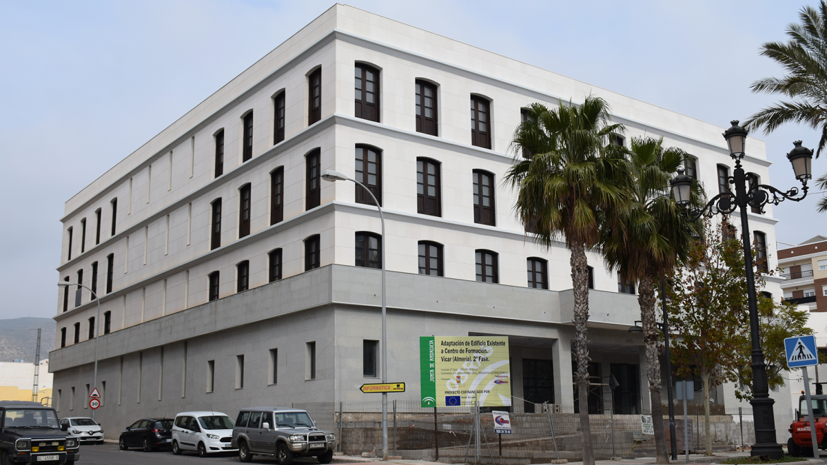 El edificio de Formación Profesional Ciudad de Vícar en La Gangosa.