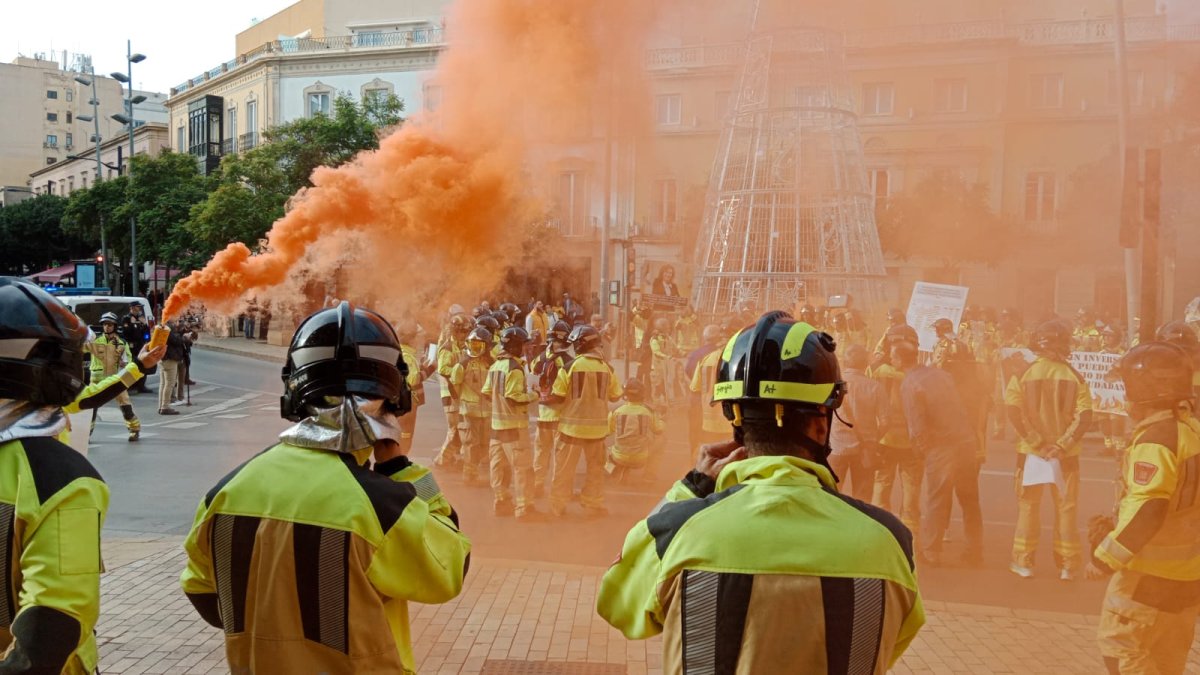 Protesta en la Puerta de Purchena