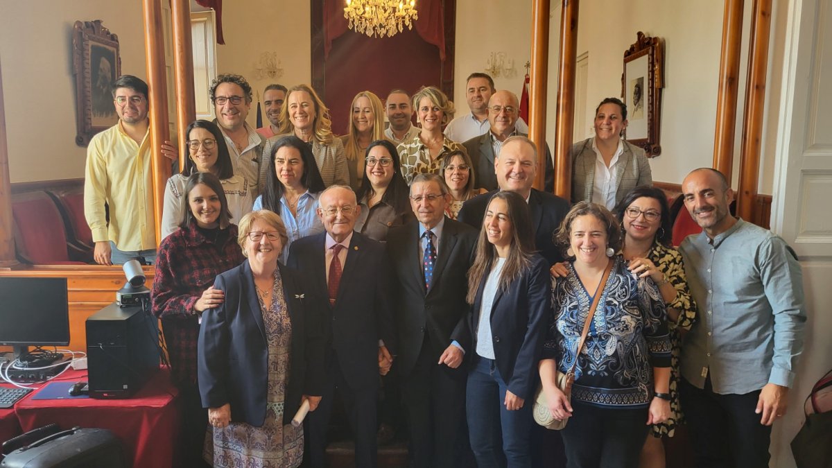 Familiares y amigos del nuevo Hijo Predilecto acudieron a la Sesión Plenaria.