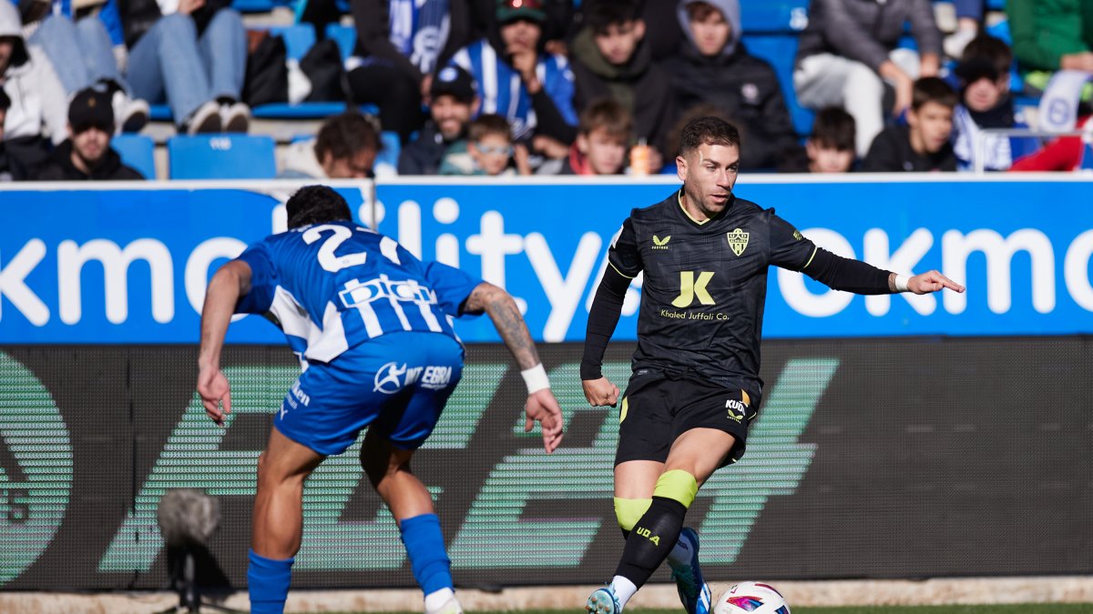 El Alavés-Almería no fue de los partidos más vistosos de la competición.
