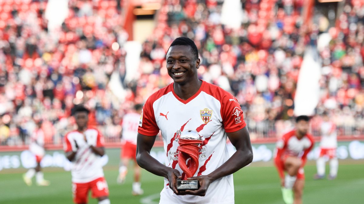 Umar Sadiq regresa al lugar en el que siempre ha sido feliz, ahora con la Real Sociedad.