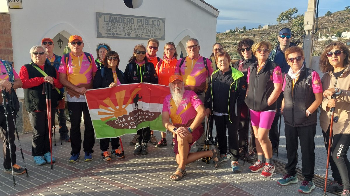 Los senderistas en un momento de la excursión.