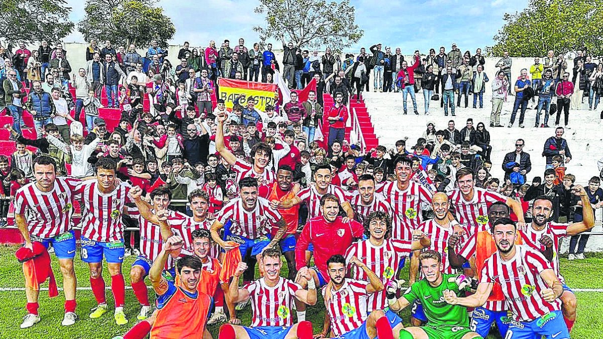Celebración del Barbastro cuando eliminó a la SD Ponferradina en la ronda anterior de la Copa.