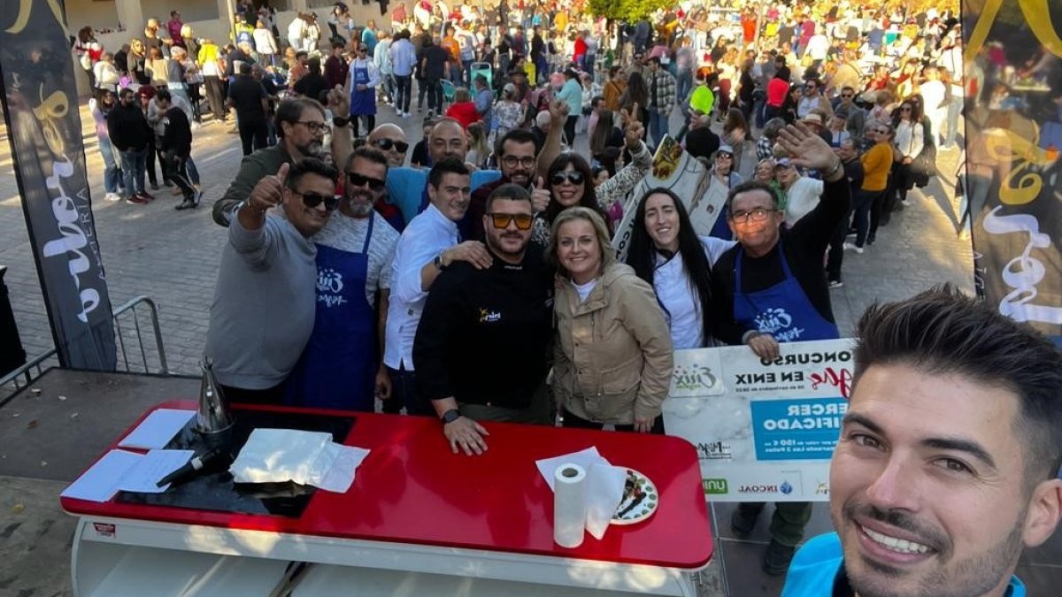 Edición anterior del Día de las Migas en Enix.