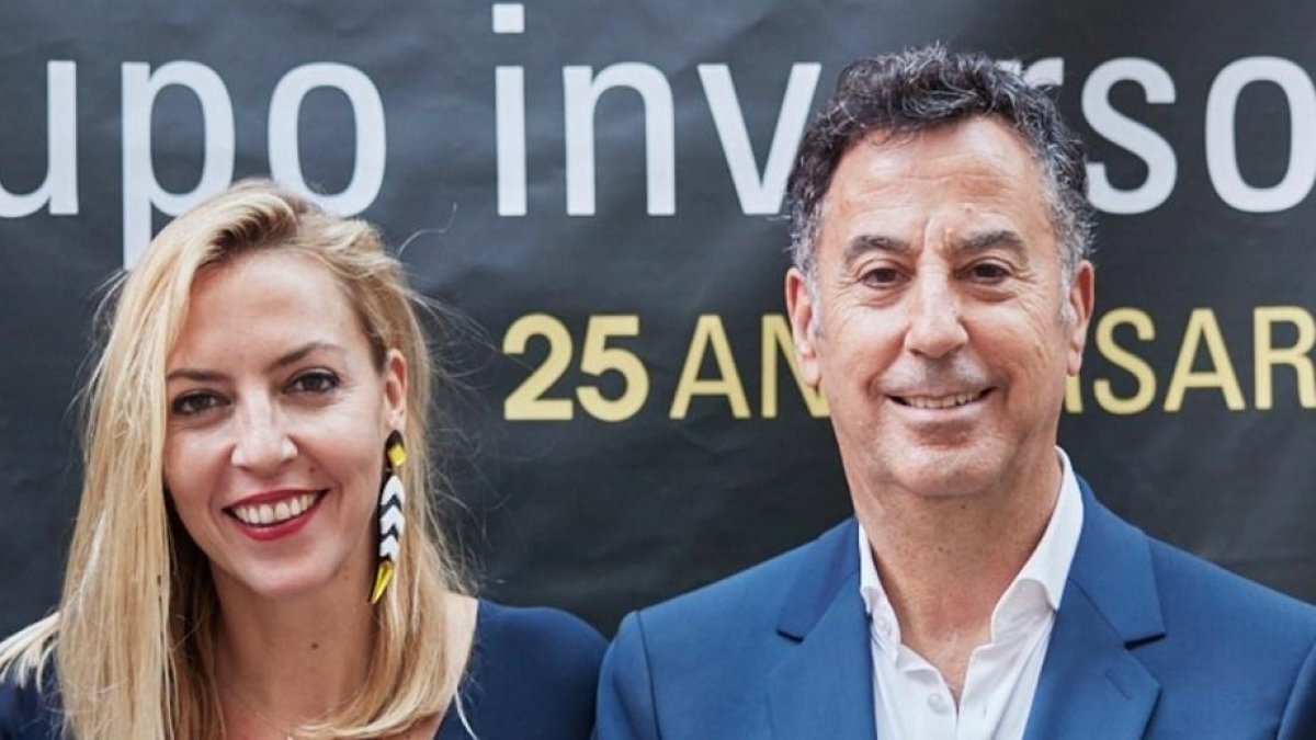 José Luis Carrión junto a Ana Carrión en la celebración del 25 aniversario de Carrida Grupo Inversor.