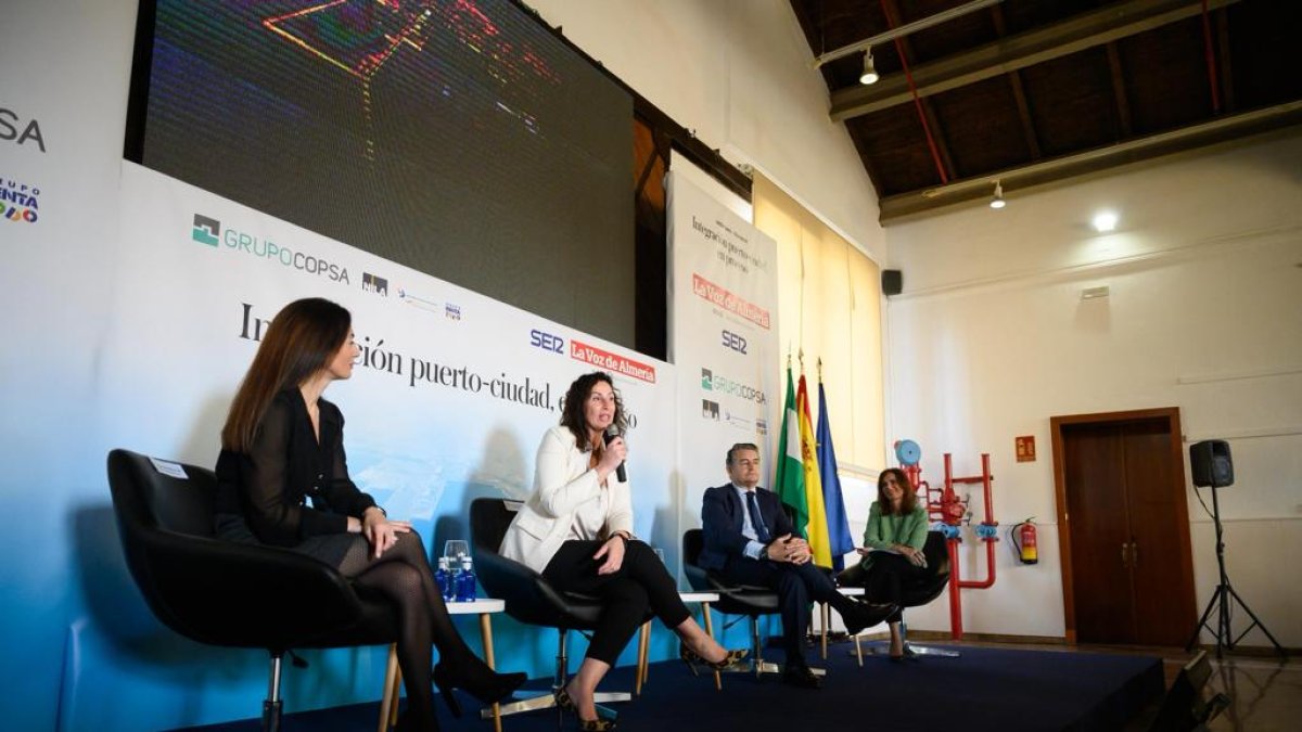 Rosario Soto, María del Mar Vázquez, Antonio Sanz y Rocío Díaz.