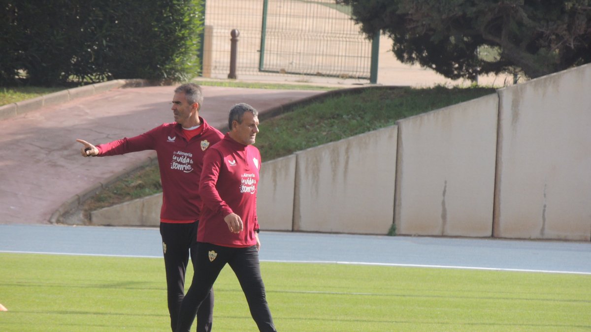 Gaizka Garitano con su inseparable Patxi Ferreira.