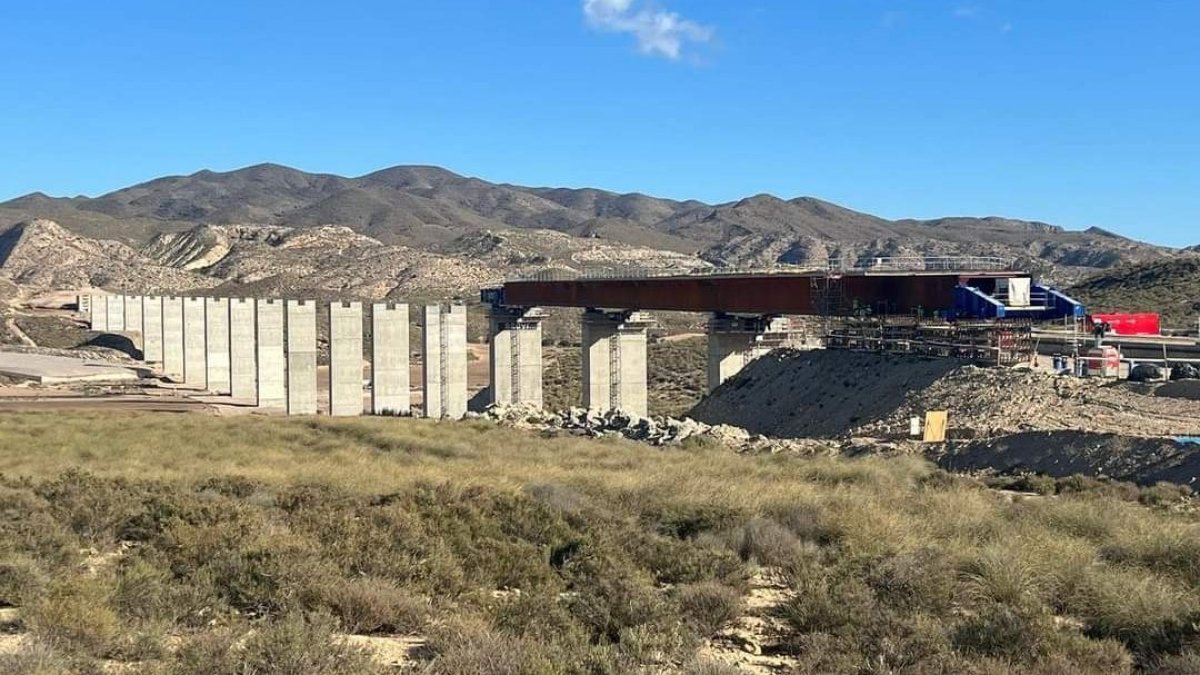 Imagen compartida por Sacyr del viaducto sobre la Rambla de los Feos