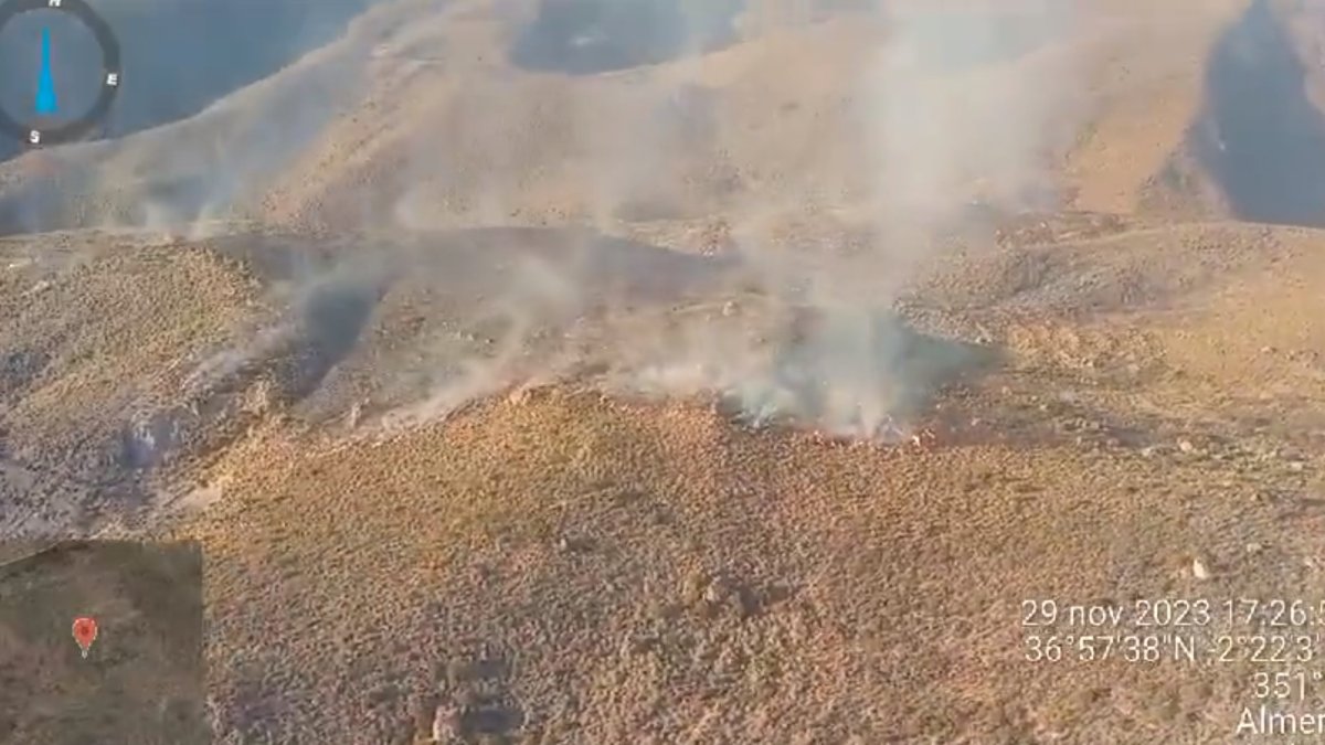 Incendio de esta tarde en Sierra Alhamilla. INFOCA