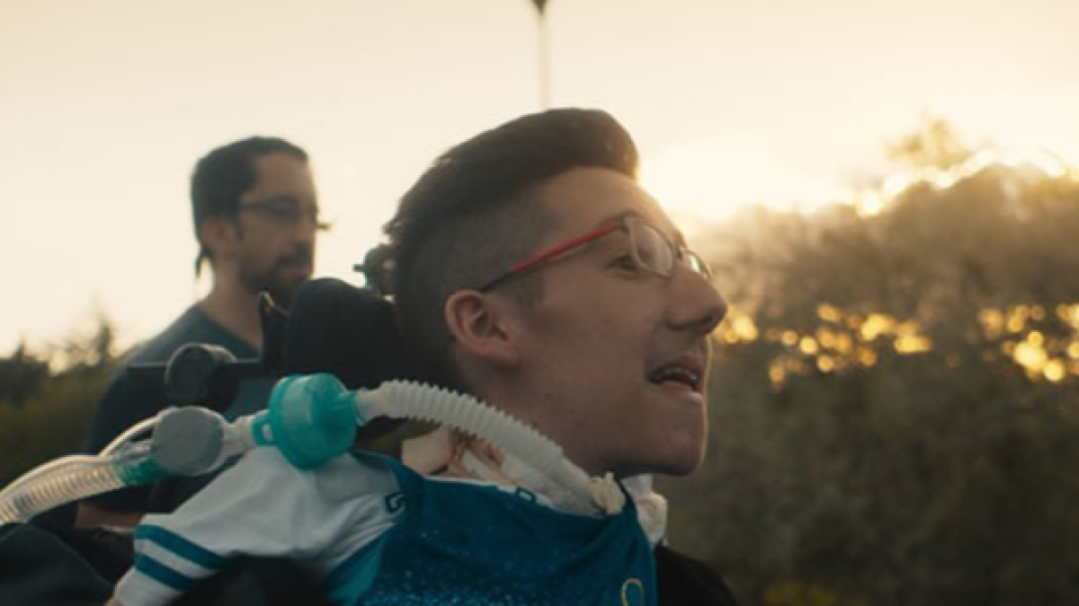 Brian Albacete, Brianeitor, en un fotograma de la película CampeoneX, de Javier Fesser.