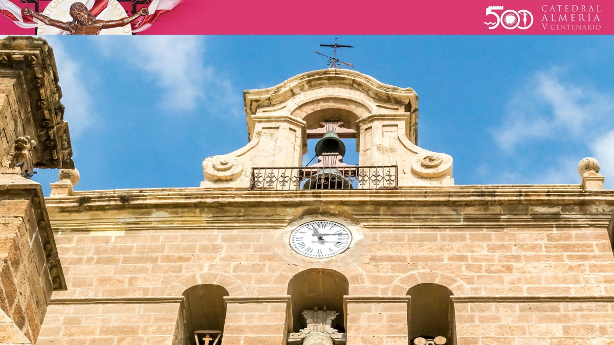 Torre campanario de la Catedral.