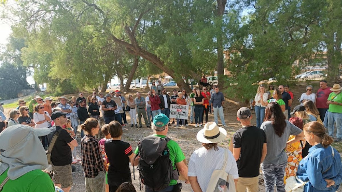 Imagen de una concentración convocada como protesta del proyecto inicial.