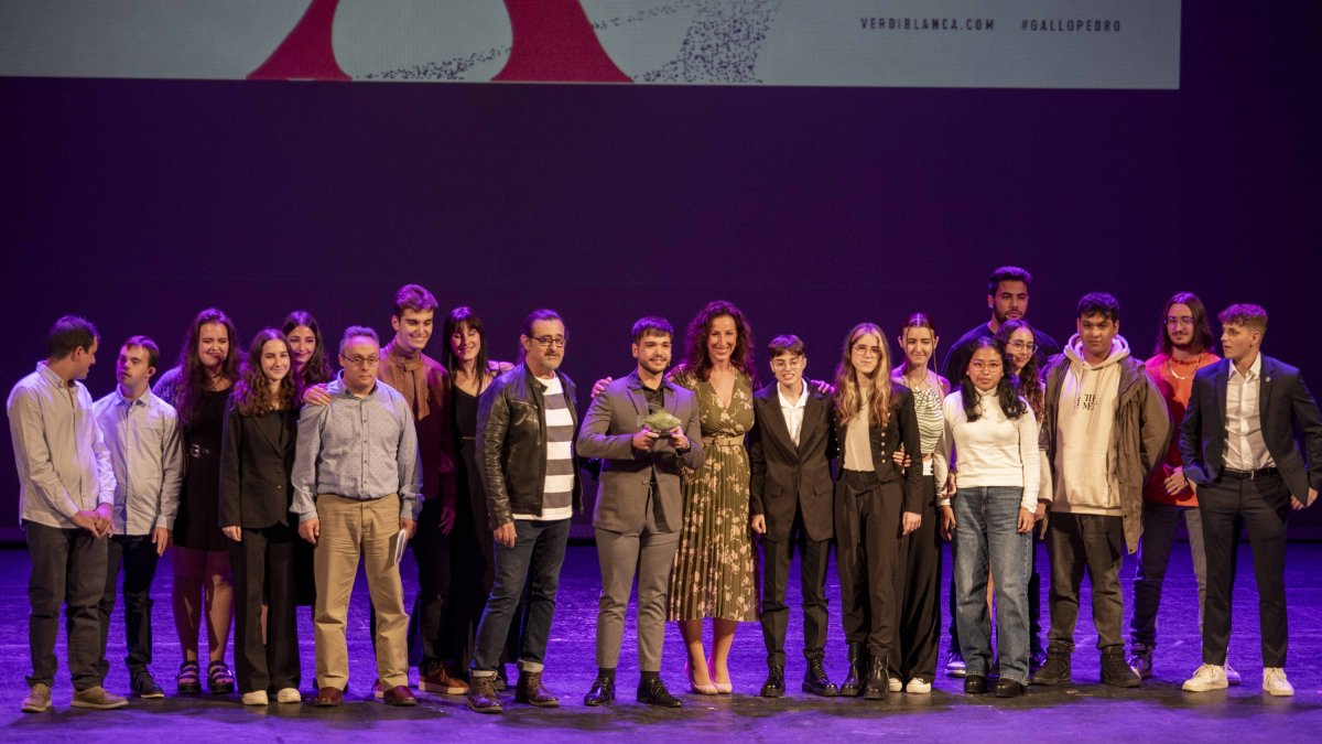 Foto de familia de los participantes