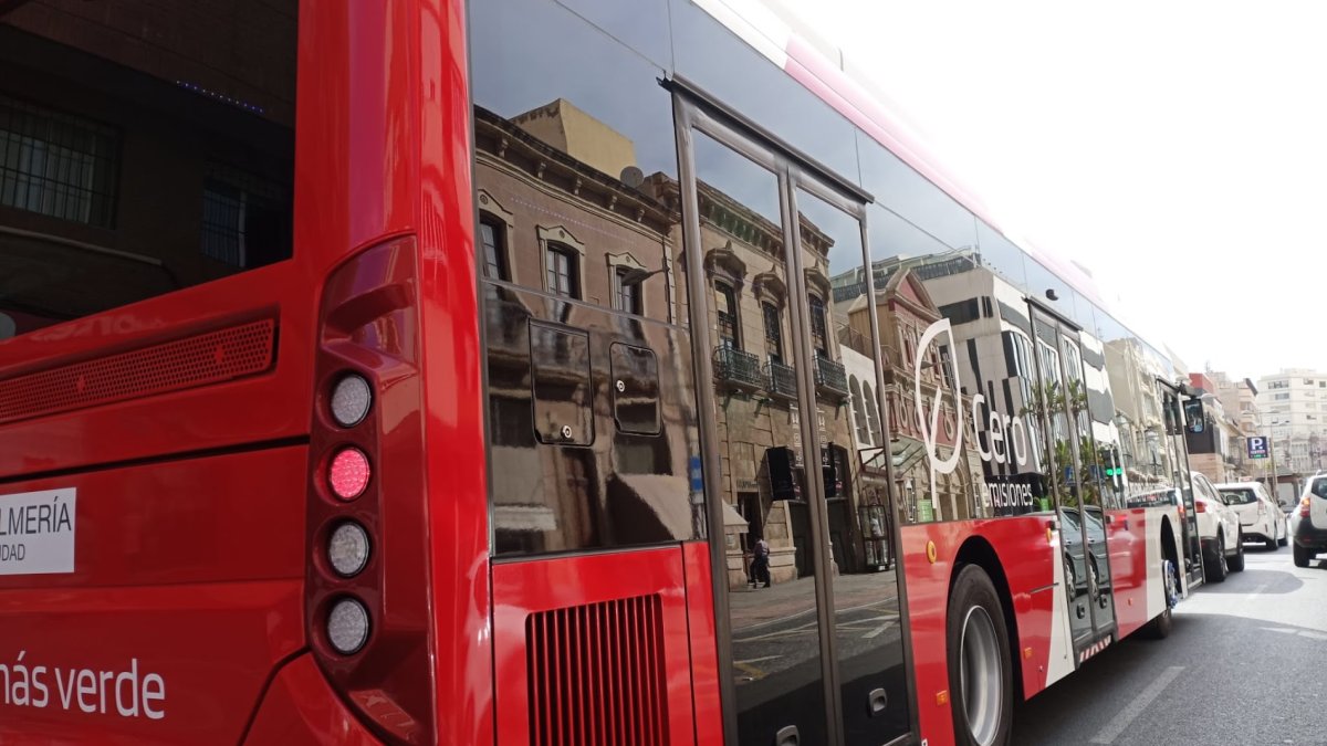 Imagen de archivo de un autobús de la capital.