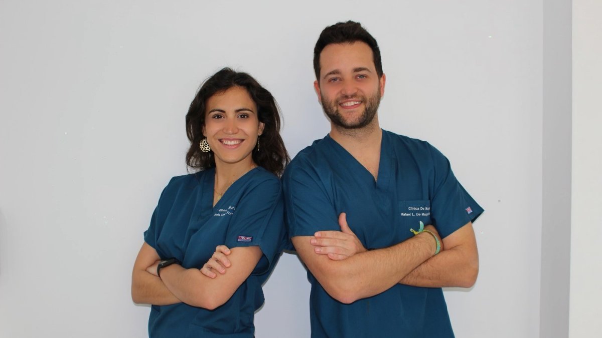 Sofía Laseo Fontana y Rafael De Murga Solana, podólogos.