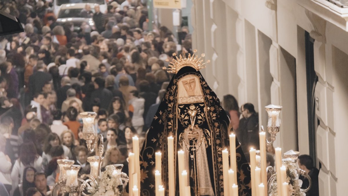 La Soledad no saldrá en procesión extraordinaria este sábado debido a la muerte de su hermano mayor.