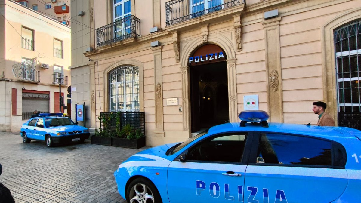 El Hotel Catedral convertido en una comisaría de Roma para la miniserie Suspect: The Shooting of Jean Charles de Menezes. Foto: Miguel Morales.