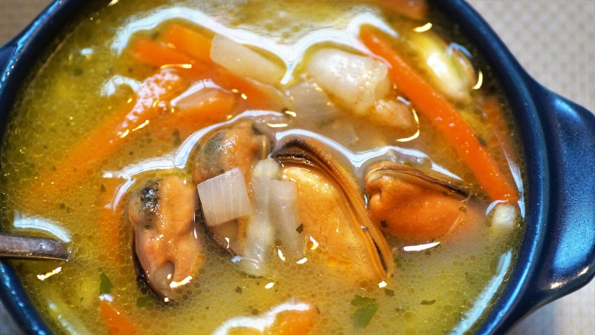 Sopa de marisco.