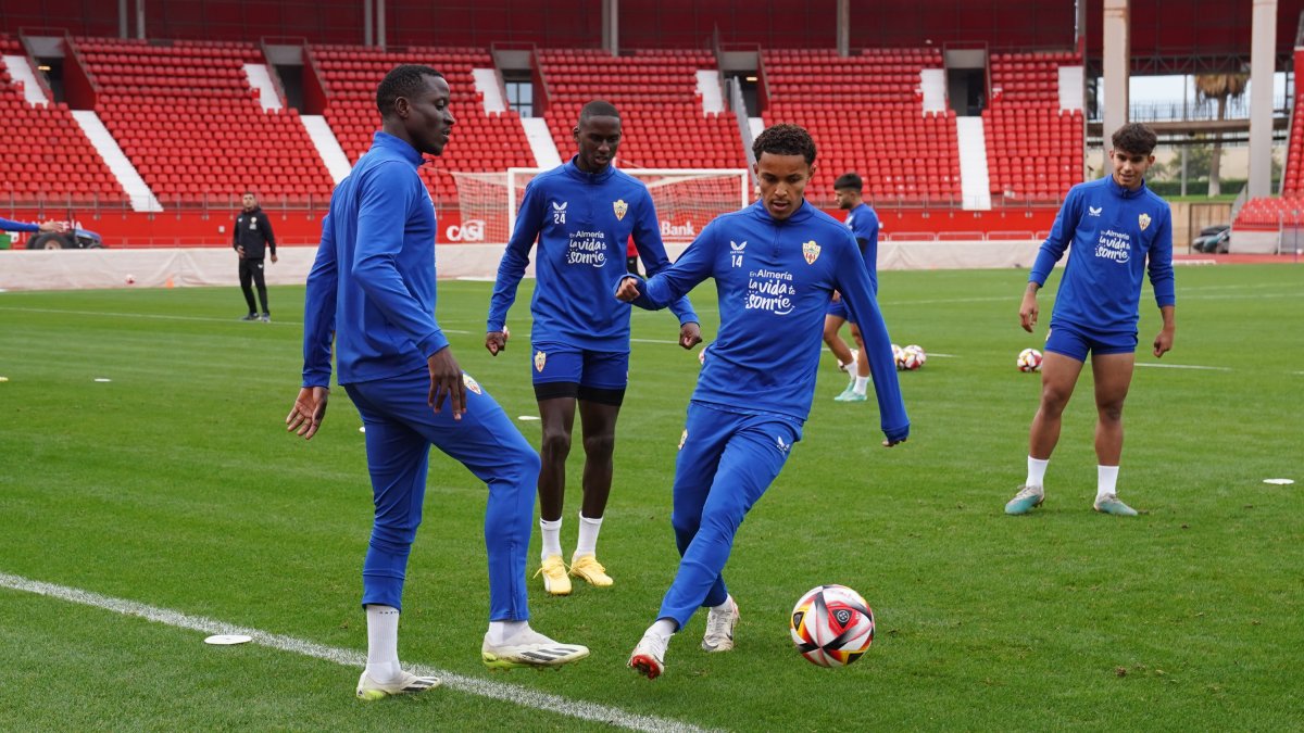 Lopy está en la prelista de Senegal y Mendes ya sabe que ha sido citado por Guinea Bissau.