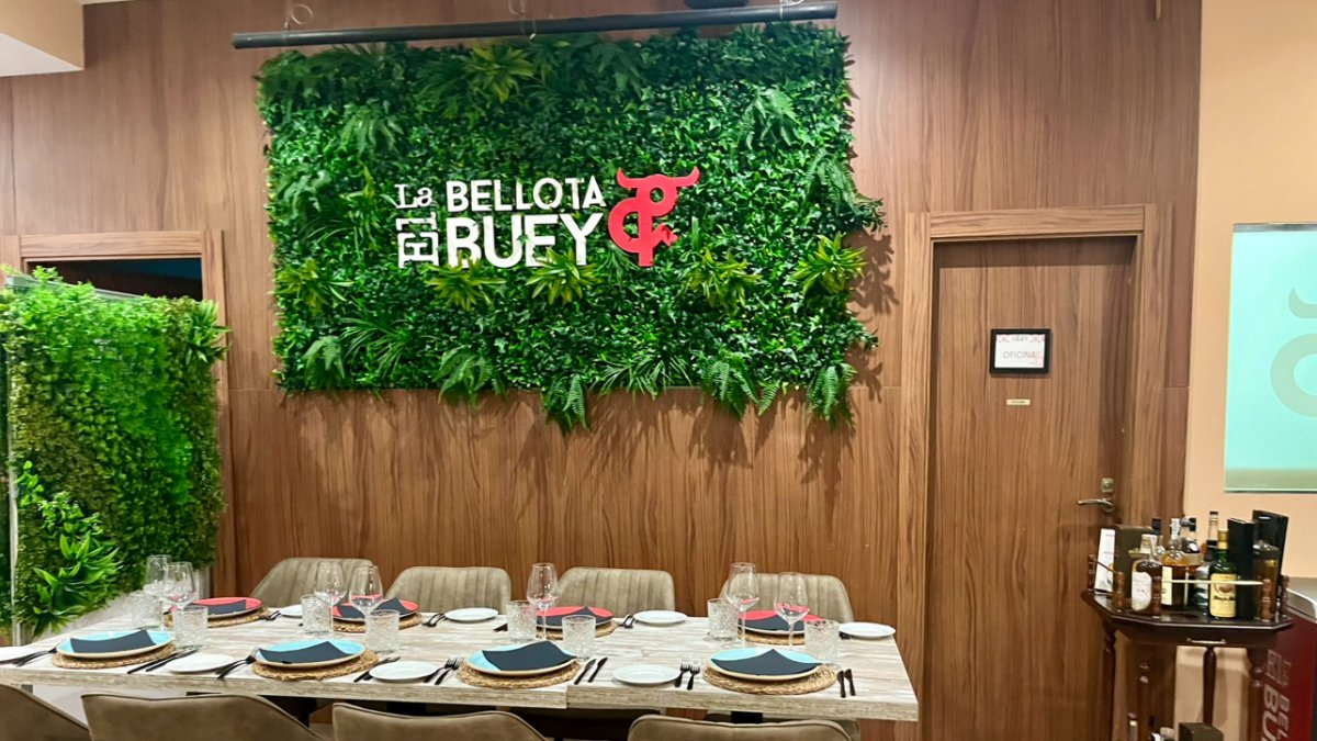 Restaurante La Bellota & El Buey.