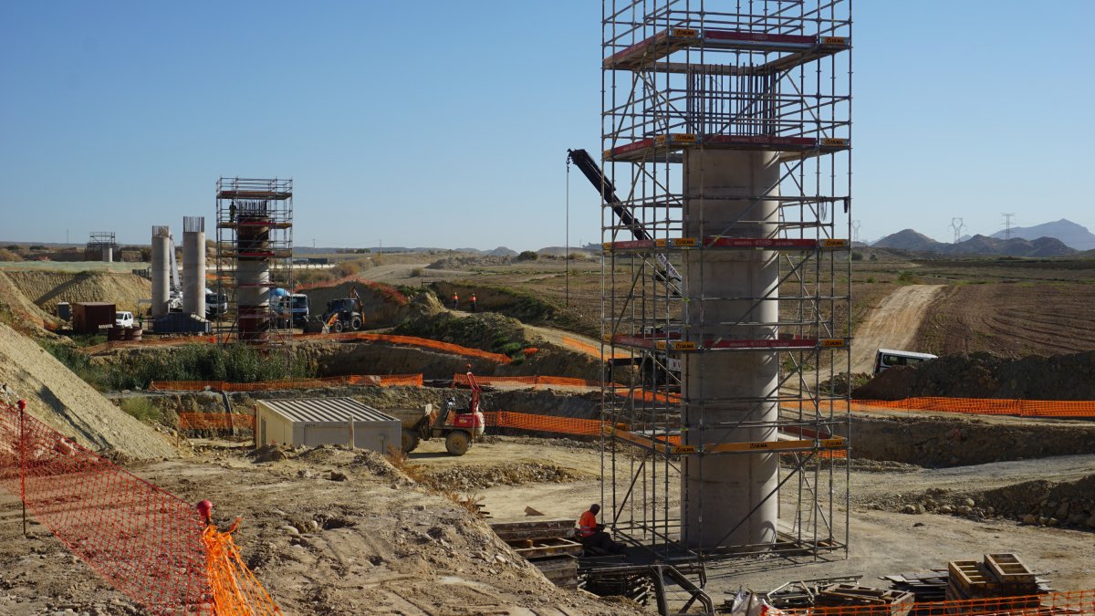 Obras para la llegada del AVE en el Levante almeriense.
