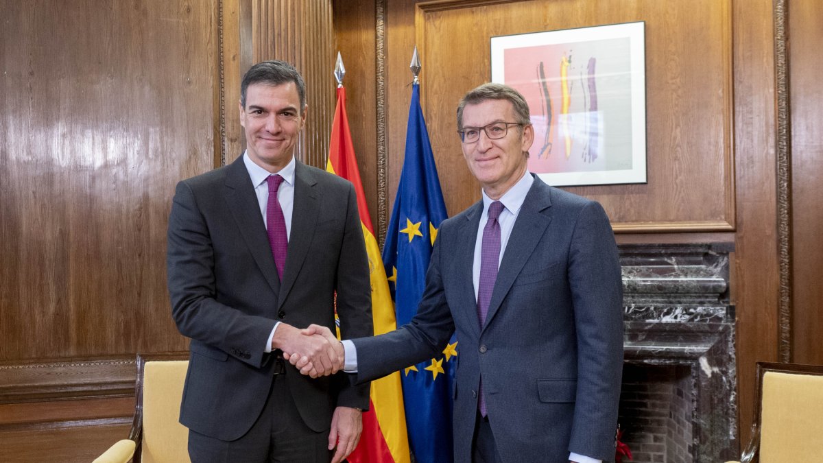 Sánchez y Feijóo, este viernes en el Congreso de los Diputados.