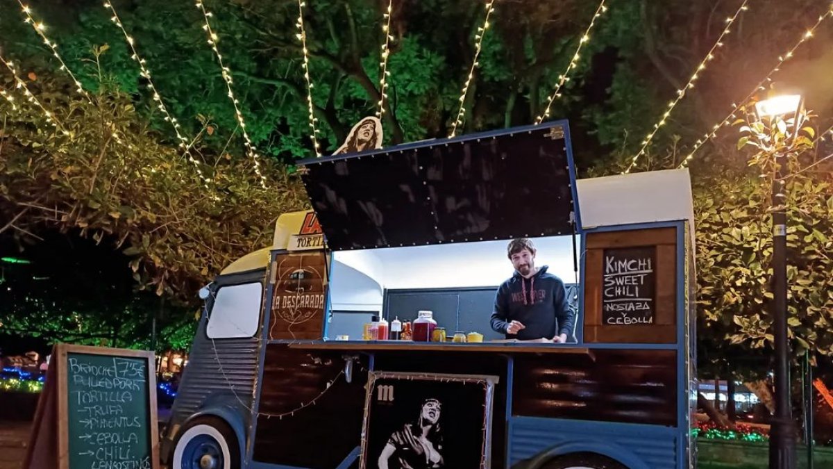 La Mala, uno de los food trucks de Posidonia.