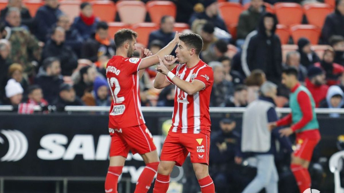 Portillo daba el empate al Almería en Mestalla. Era la jornada 18 para ponerse con 19 puntos en la tabla.