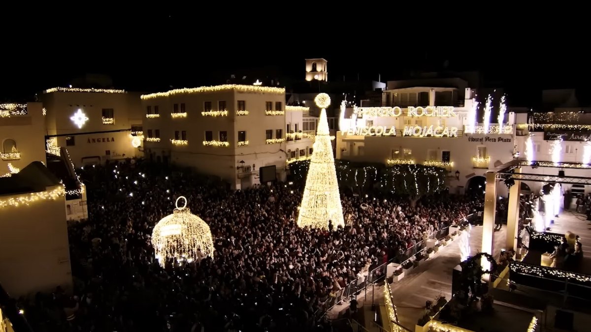 Imagen de archivo del encendido navideño de Mojácar.
