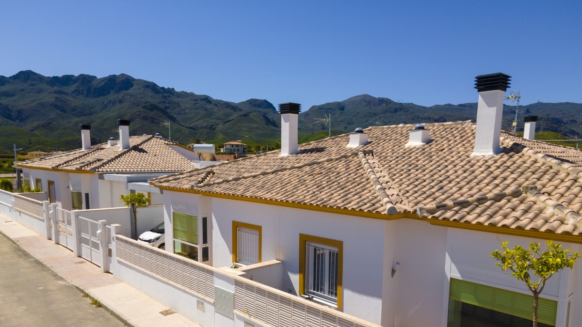 Algunas casas en la Urbanización Vista Cabrera.