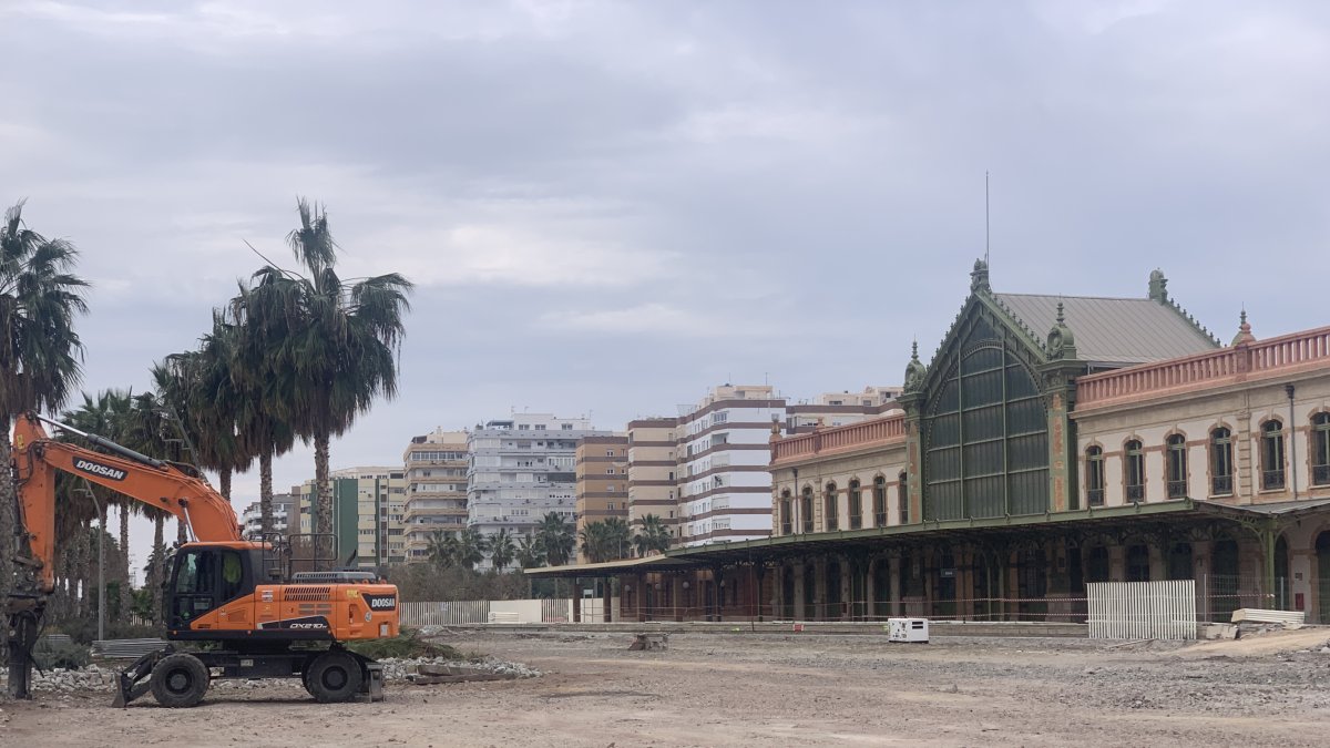 Obras del soterramiento en el entorno de la estación