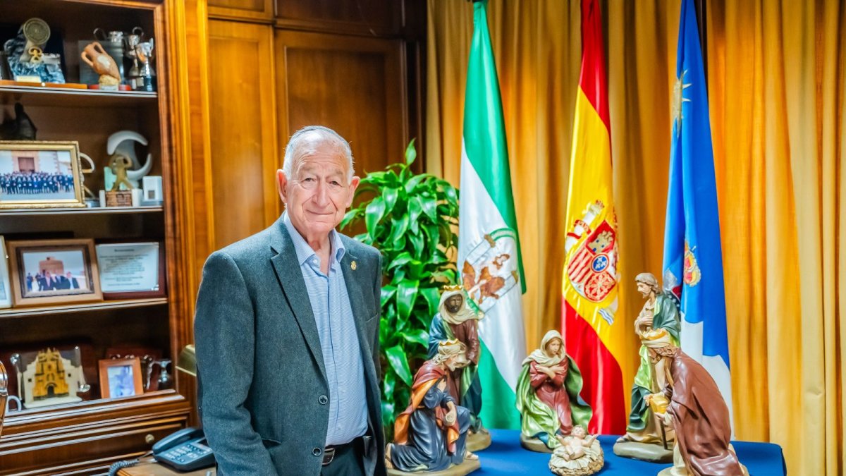 Gabriel Amat hace balance del año en su despacho.