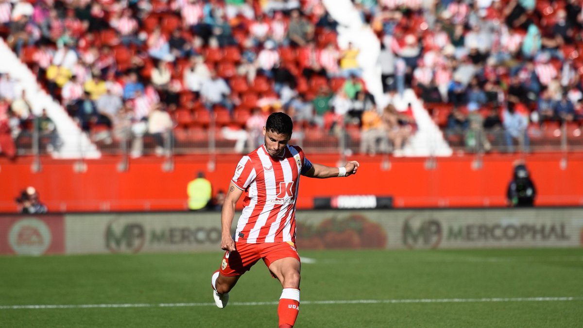 Robertone en el partido ante el Mallorca en el Estadio de los Juegos Mediterráneos.