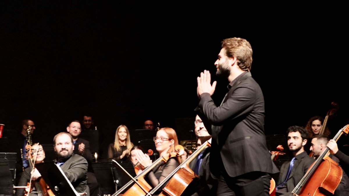 Un momento de la final del III Concurso de Dirección de Orquesta Universidad de Almería, celebrado en diciembre en el Auditorio de Roquetas de Mar
