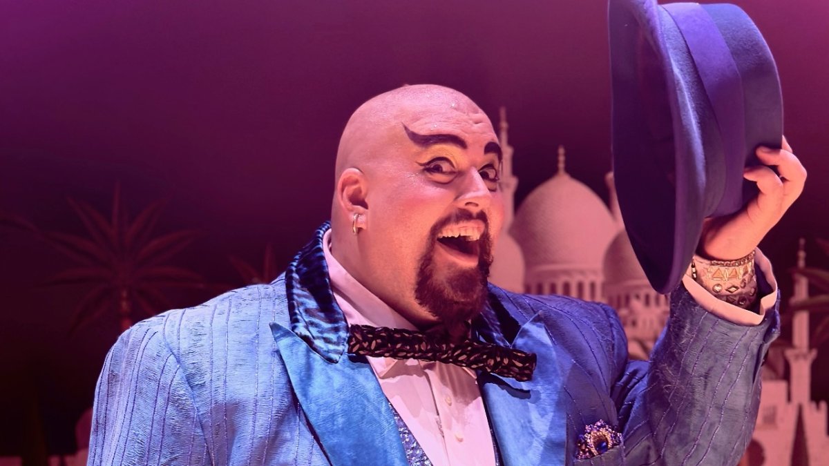Falco Cabo, en el papel del genio de Aladdín.