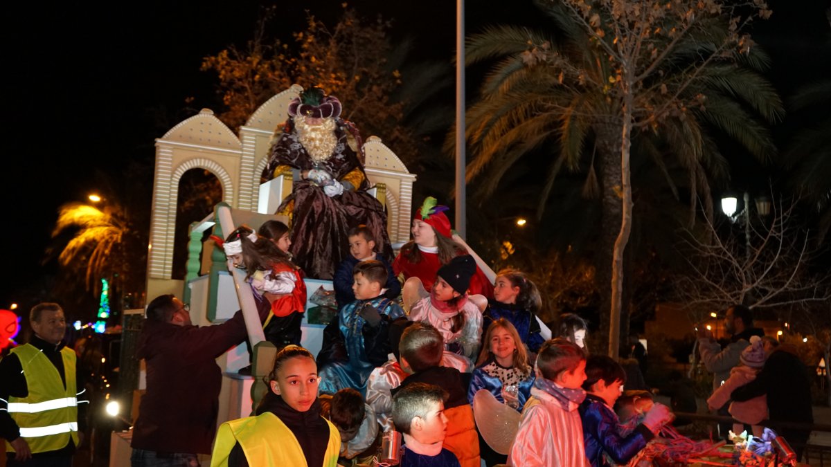 Una de las cabalgatas a su paso por Vícar.