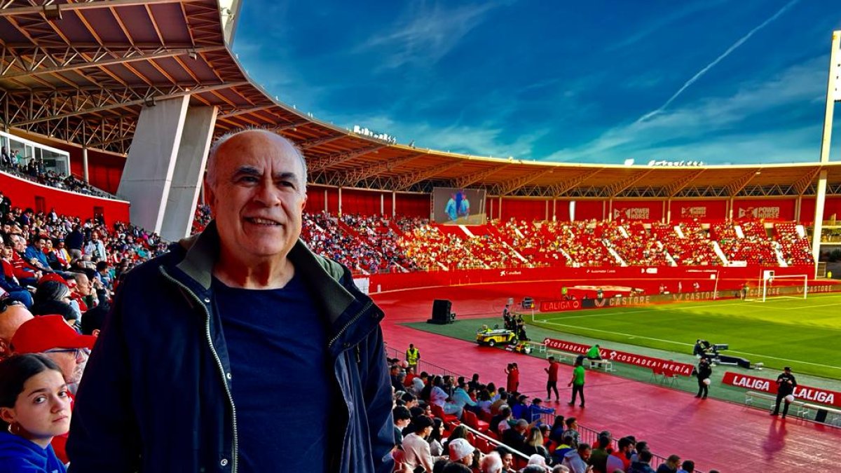 Antonio Torres, comentarista del Carrusel Deportlvo de la Cadena SER.