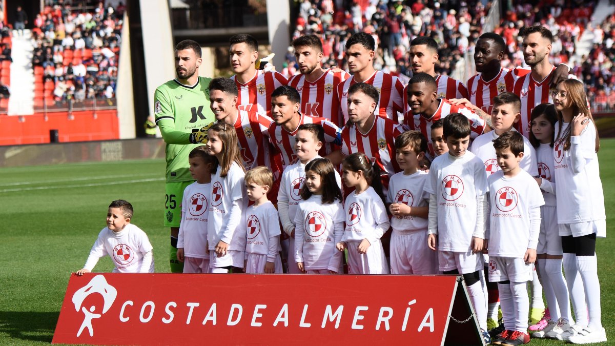 El Almería firmó su mejor encuentro de la temporada.